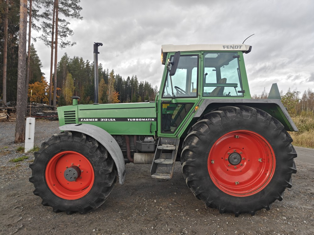 FENDT Farmer 312LSA Turbomatik - Trattore: foto 2 FENDT Farmer 312LSA Turbomatik - Trattore: foto 2