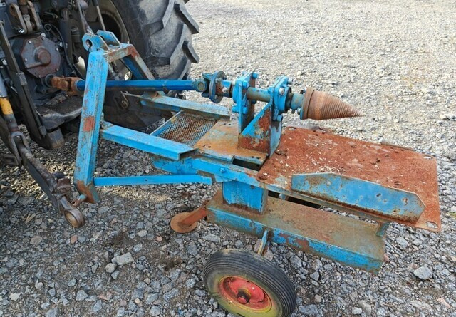 Halkaisukaira traktoriin - KATSO VIDEO - Spaccalegna: foto 3 Halkaisukaira traktoriin - KATSO VIDEO - Spaccalegna: foto 3