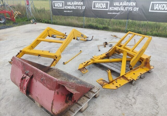 James 50 etukuormaaja - sorakauhalla - Caricatore frontale per trattori: foto 2 James 50 etukuormaaja - sorakauhalla - Caricatore frontale per trattori: foto 2