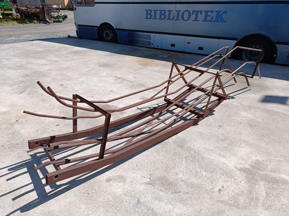 Paalirata John Deere 332 paalaimesta  - Pressa quadra: foto 5 Paalirata John Deere 332 paalaimesta  - Pressa quadra: foto 5