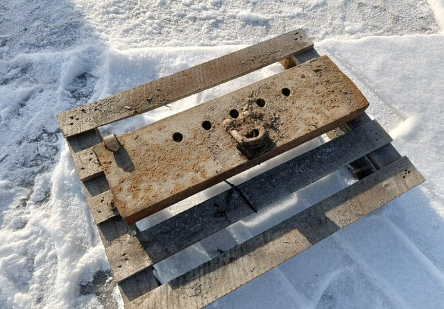 Paino 64kg - Contrappeso per Trattore: foto 1 Paino 64kg - Contrappeso per Trattore: foto 1