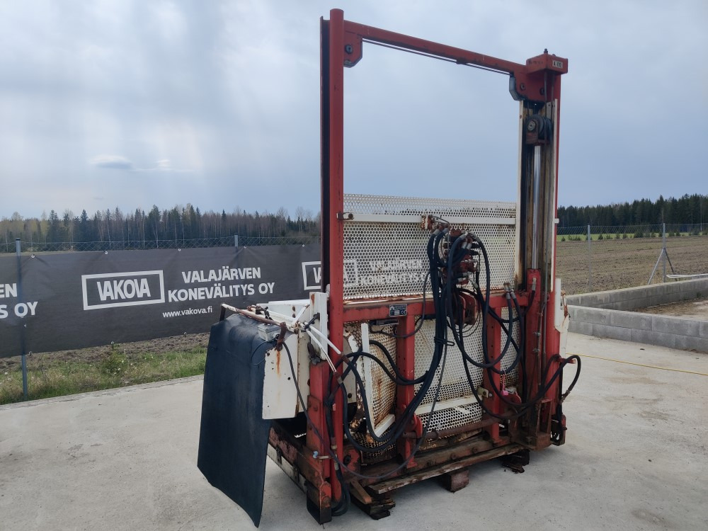 Schrijver Rehuleikkuri A170, katso video! - Macchina per l'allevamento: foto 1 Schrijver Rehuleikkuri A170, katso video! - Macchina per l'allevamento: foto 1