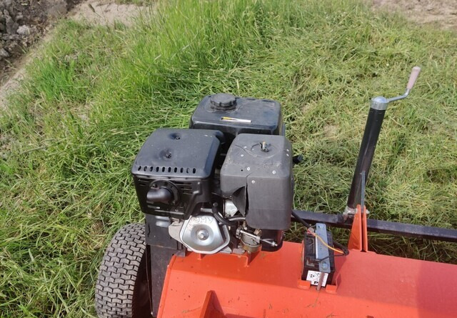 Tarmo ATV120 kesantomurskain - VIDEO - Trincia a martelli: foto 4 Tarmo ATV120 kesantomurskain - VIDEO - Trincia a martelli: foto 4