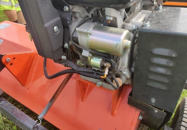 Trincia a martelli Tarmo ATV120 kesantomurskain - VIDEO: foto 8
