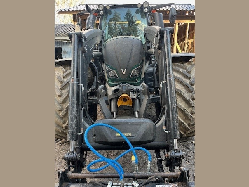 VALTRA N154 Versu - Trattore: foto 2 VALTRA N154 Versu - Trattore: foto 2