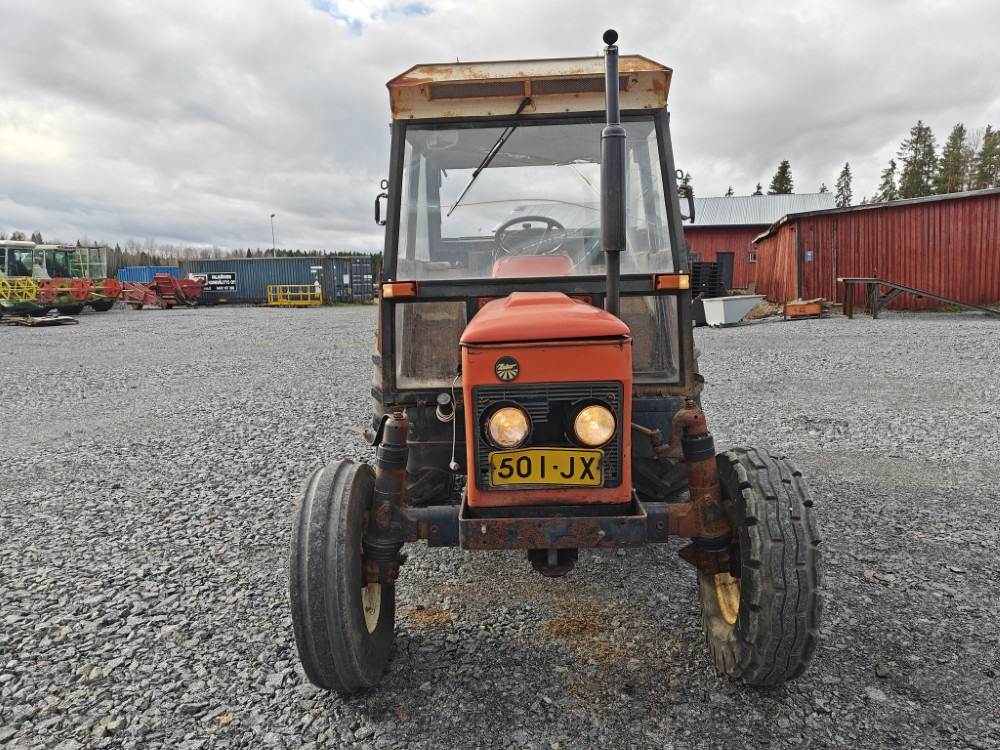 ZETOR 7011 - Trattore: foto 5 ZETOR 7011 - Trattore: foto 5
