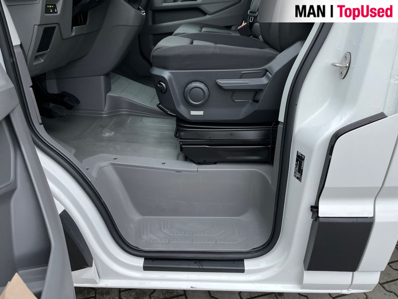 MAN TGE 3.180 4X2F SB sklápěčka Autotech - Furgone chiuso: foto 5 MAN TGE 3.180 4X2F SB sklápěčka Autotech - Furgone chiuso: foto 5