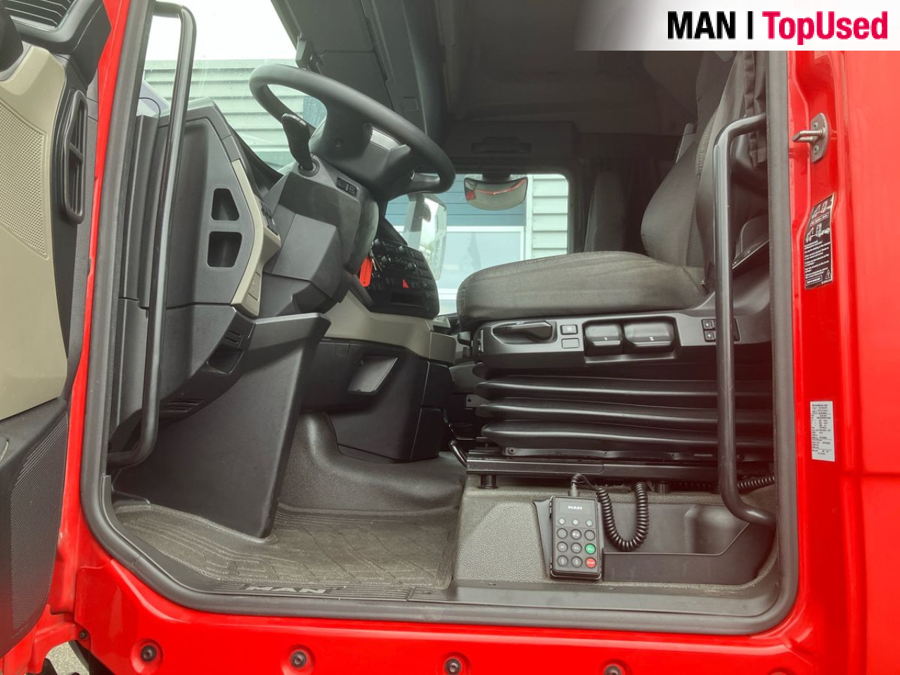 MAN TGX 26.470 6x2/2 BL SA "Retarder / 700 l Tank" ZV - Trattore stradale: foto 5 MAN TGX 26.470 6x2/2 BL SA "Retarder / 700 l Tank" ZV - Trattore stradale: foto 5