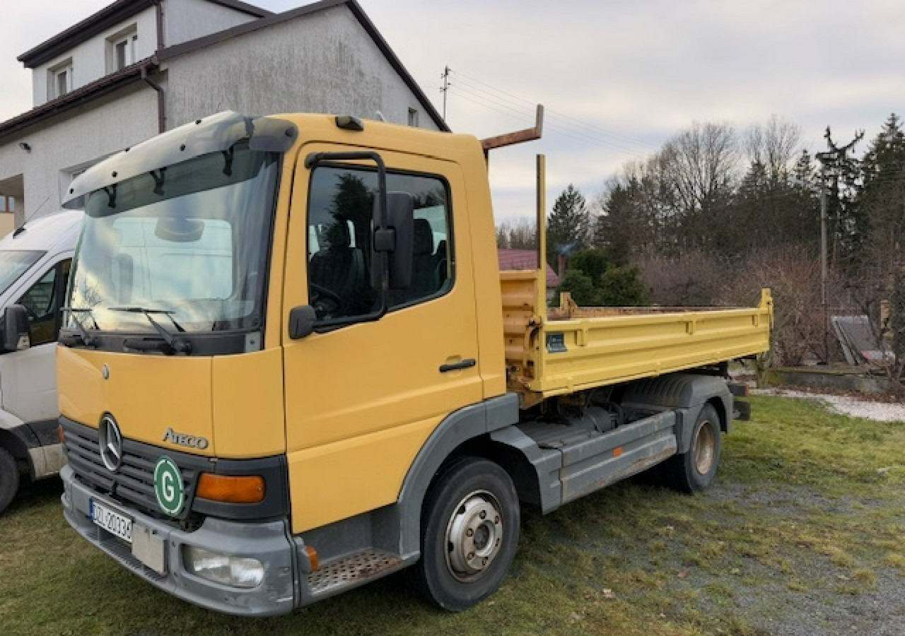 Mercedes-Benz Atego 3 stronna wywrotka * mały przebieg* - Autocarro ribaltabile: foto 1 Mercedes-Benz Atego 3 stronna wywrotka * mały przebieg* - Autocarro ribaltabile: foto 1