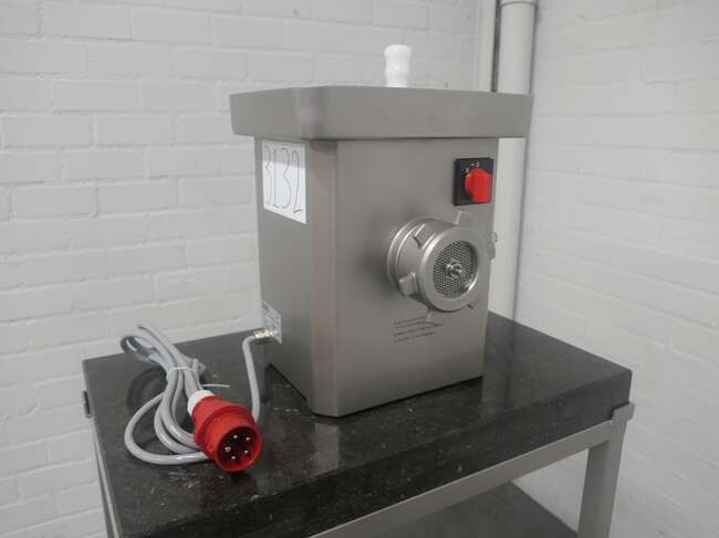 Freund / Ifooma grinder TG101 - Macchina alimentare: foto 1 Freund / Ifooma grinder TG101 - Macchina alimentare: foto 1
