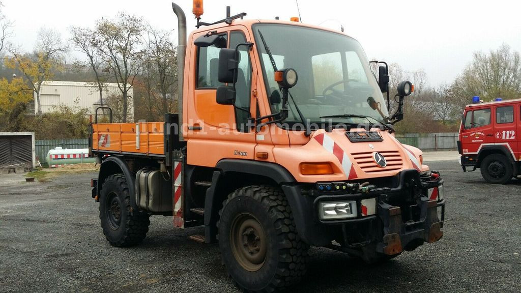 Mercedes-Benz Unimog U 300 Kipper Zugmaschine Kommunalhydraulik U 500 400 U 300 Kipper Zugmaschine Kommunalhydraulik U 500 400 - Veicolo speciale/ Comunale: foto 2 Mercedes-Benz Unimog U 300 Kipper Zugmaschine Kommunalhydraulik U 500 400 U 300 Kipper Zugmaschine Kommunalhydraulik U 500 400 - Veicolo speciale/ Comunale: foto 2