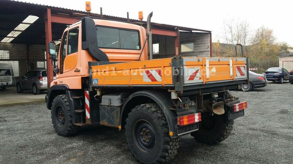 Mercedes-Benz Unimog U 300 Kipper Zugmaschine Kommunalhydraulik U 500 400 U 300 Kipper Zugmaschine Kommunalhydraulik U 500 400 - Veicolo speciale/ Comunale: foto 1 Mercedes-Benz Unimog U 300 Kipper Zugmaschine Kommunalhydraulik U 500 400 U 300 Kipper Zugmaschine Kommunalhydraulik U 500 400 - Veicolo speciale/ Comunale: foto 1