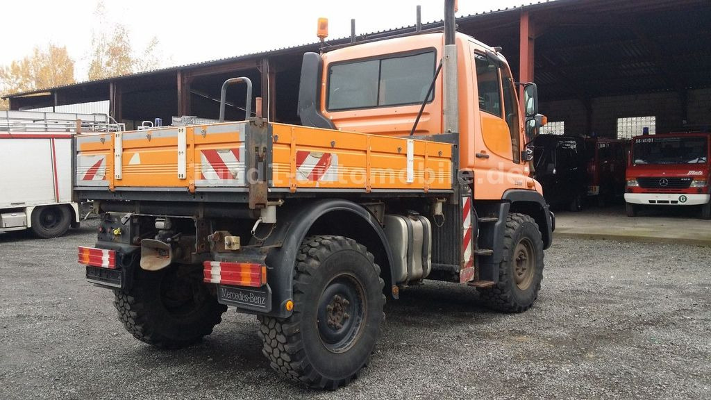 Unimog U 300 Kipper Zugmaschine Kommunalhydraulik U 500 400 U 300 Kipper Zugmaschine Kommunalhydraulik U 500 400 - Veicolo speciale/ Comunale: foto 5 Unimog U 300 Kipper Zugmaschine Kommunalhydraulik U 500 400 U 300 Kipper Zugmaschine Kommunalhydraulik U 500 400 - Veicolo speciale/ Comunale: foto 5