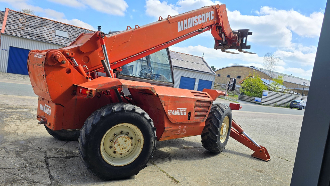 Manitou MT1232 - Sollevatore telescopico: foto 4 Manitou MT1232 - Sollevatore telescopico: foto 4