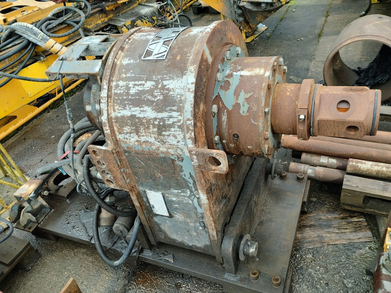 Zeppelin RG15T UM.50 + drill STDS AD3500 - Perforatrice: foto 4 Zeppelin RG15T UM.50 + drill STDS AD3500 - Perforatrice: foto 4