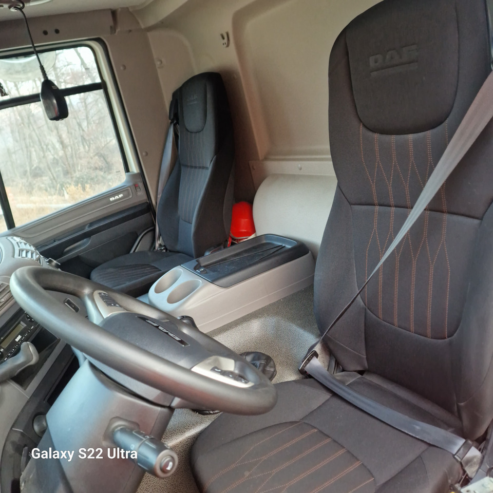 DAF CF 450 FAD - Autocarro ribaltabile: foto 5 DAF CF 450 FAD - Autocarro ribaltabile: foto 5