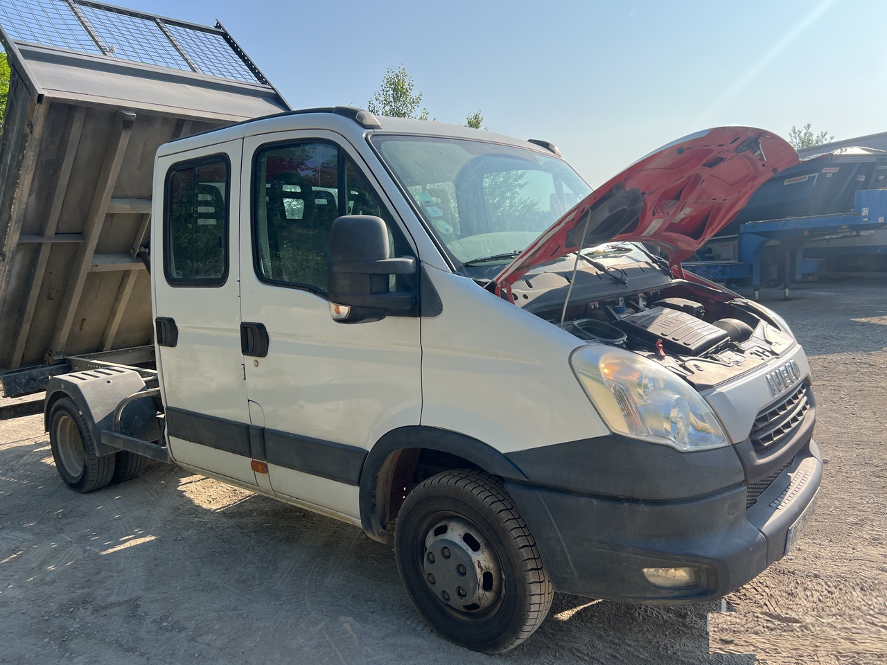 IVECO DAILY 35C13 - Furgone ribaltabile: foto 4 IVECO DAILY 35C13 - Furgone ribaltabile: foto 4