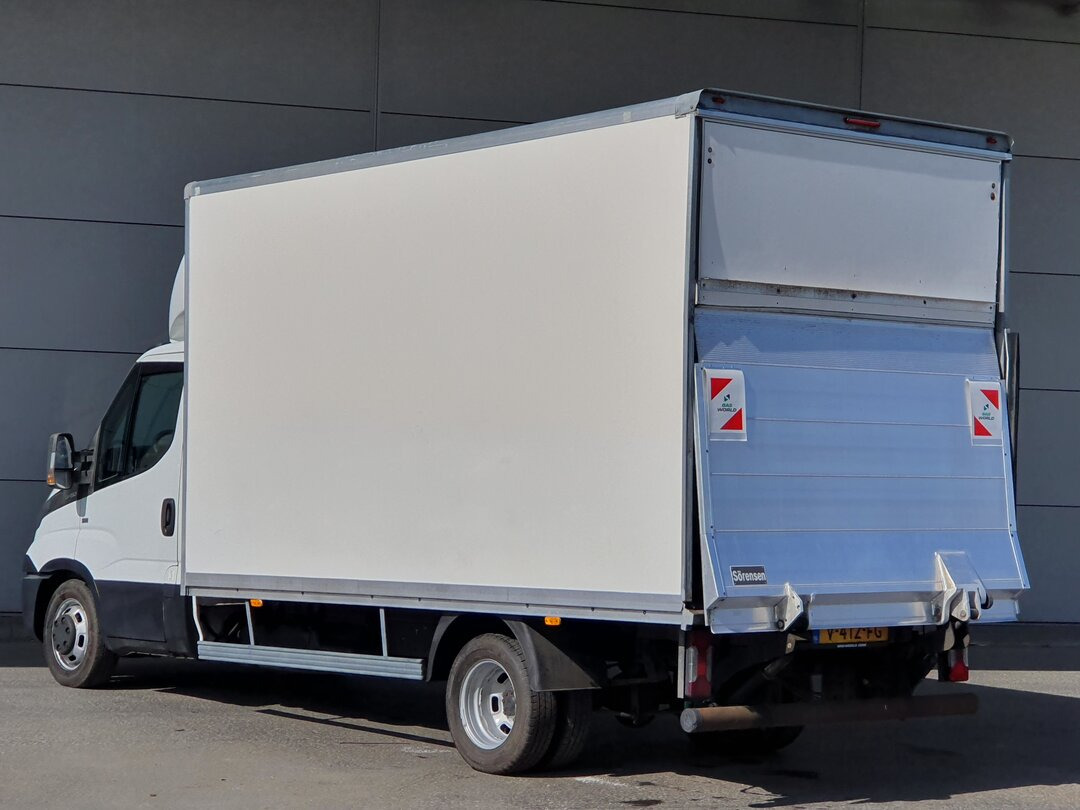 IVECO DAILY 35C15 - Furgone chiuso: foto 2 IVECO DAILY 35C15 - Furgone chiuso: foto 2