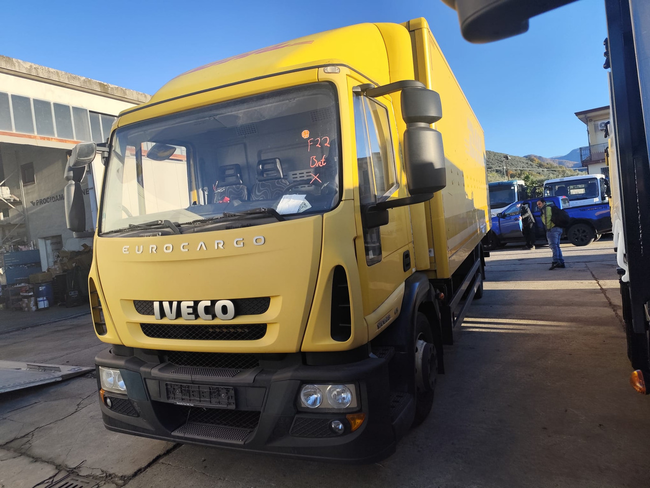 IVECO EUROCARGO 120E28P - Autocarro telaio: foto 1 IVECO EUROCARGO 120E28P - Autocarro telaio: foto 1