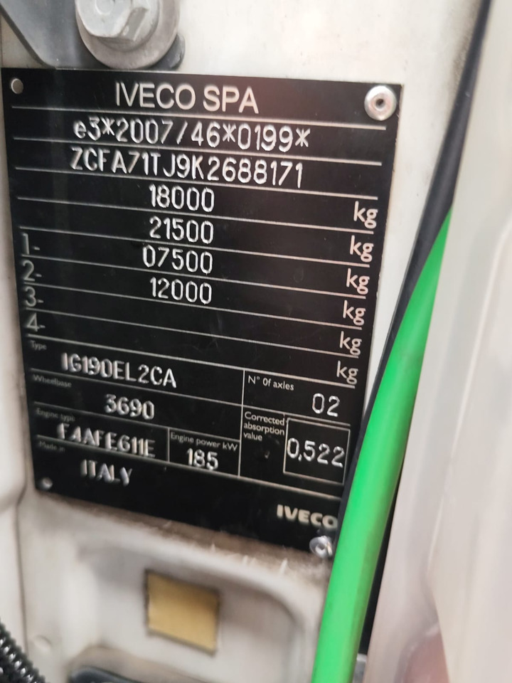 IVECO EUROCARGO 180-250 - Autocarro scarrabile, Camion con gru: foto 2 IVECO EUROCARGO 180-250 - Autocarro scarrabile, Camion con gru: foto 2