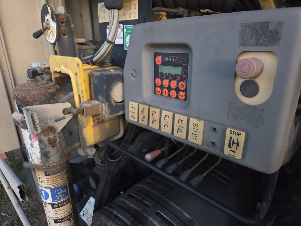 IVECO EUROCARGO 180E25 - Camion con gru, Camion con gru: foto 4 IVECO EUROCARGO 180E25 - Camion con gru, Camion con gru: foto 4