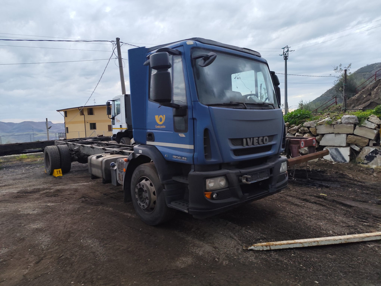 IVECO EUROCARGO 190EL28 - Autocarro telaio: foto 1 IVECO EUROCARGO 190EL28 - Autocarro telaio: foto 1