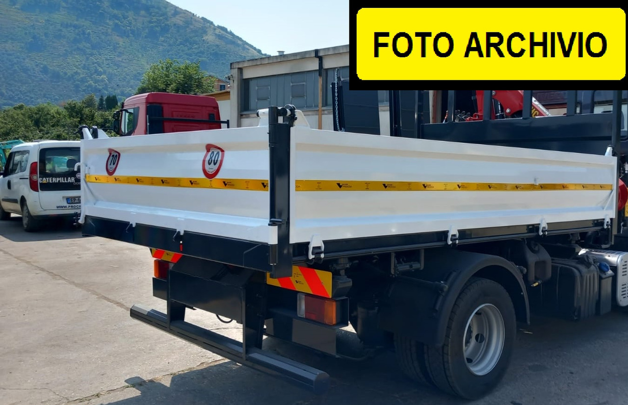IVECO EUROCARGO 75-210 - Autocarro ribaltabile: foto 2 IVECO EUROCARGO 75-210 - Autocarro ribaltabile: foto 2