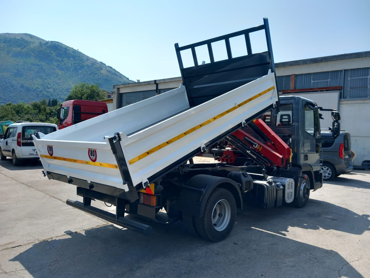 Leasing di IVECO EUROCARGO 80E22 IVECO EUROCARGO 80E22: foto 35