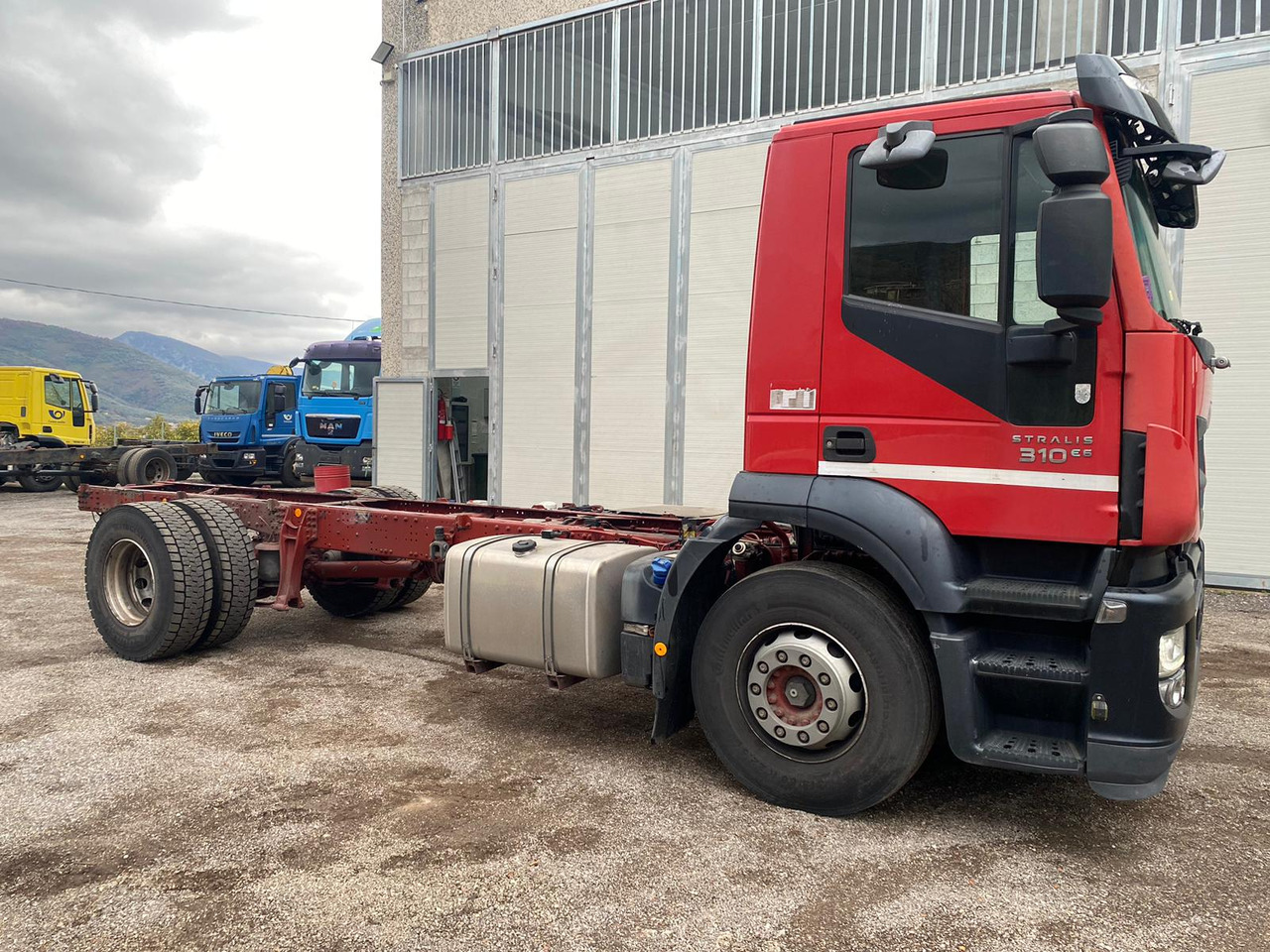 Autocarro telaio IVECO STRALIS 190S31: foto 10