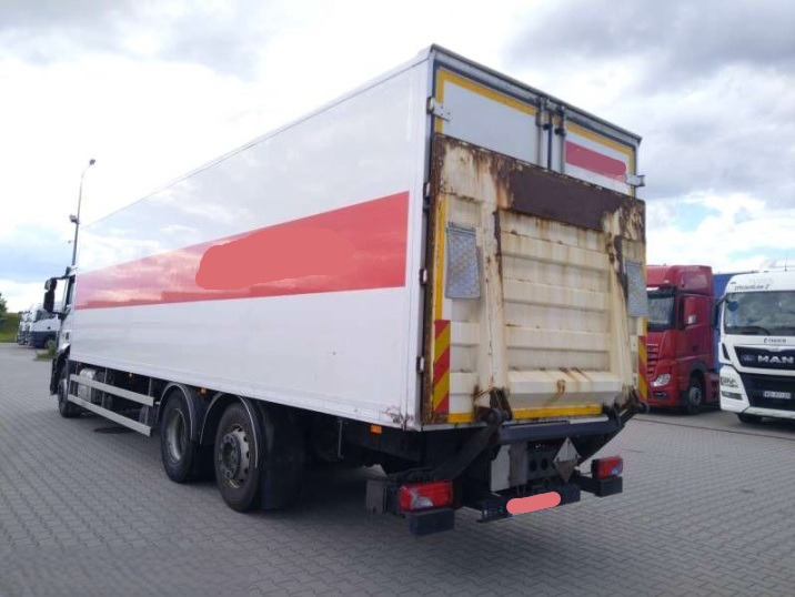 IVECO STRALIS AD 260S31 XP - Autocarro furgonato: foto 3 IVECO STRALIS AD 260S31 XP - Autocarro furgonato: foto 3