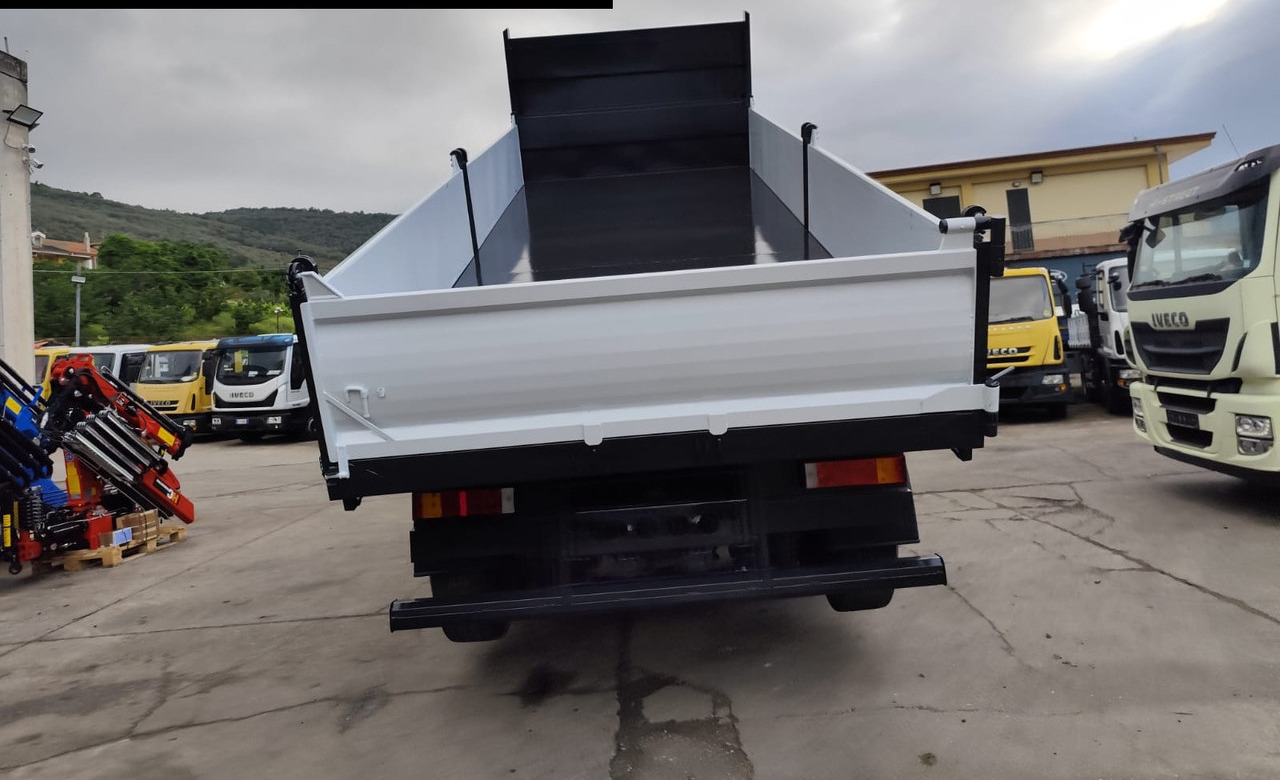 IVECO STRALIS AD 260S31 XP - Autocarro ribaltabile: foto 4 IVECO STRALIS AD 260S31 XP - Autocarro ribaltabile: foto 4