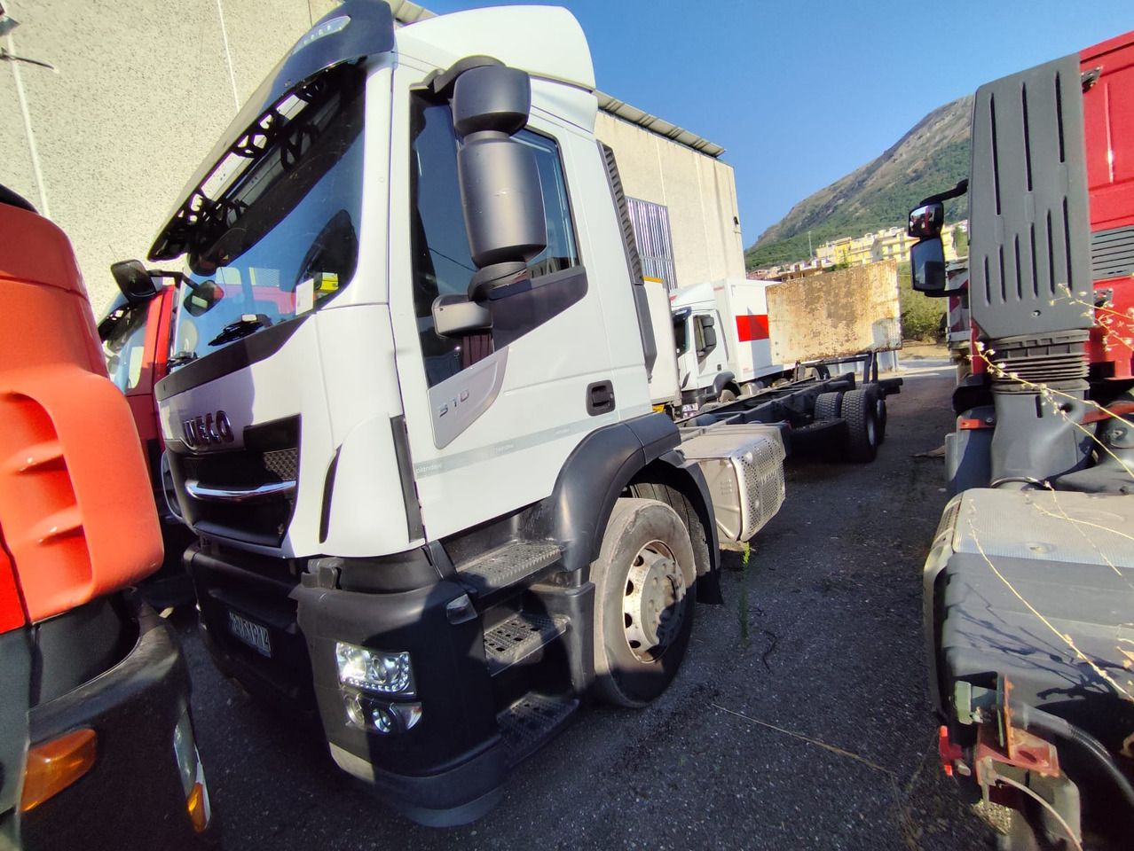 Autocarro furgonato IVECO STRALIS AD 260S31 XP: foto 18