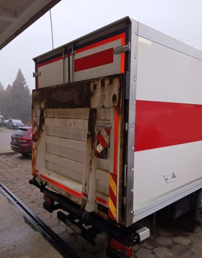 IVECO STRALIS AD 260S31 XP - Autocarro furgonato: foto 5 IVECO STRALIS AD 260S31 XP - Autocarro furgonato: foto 5
