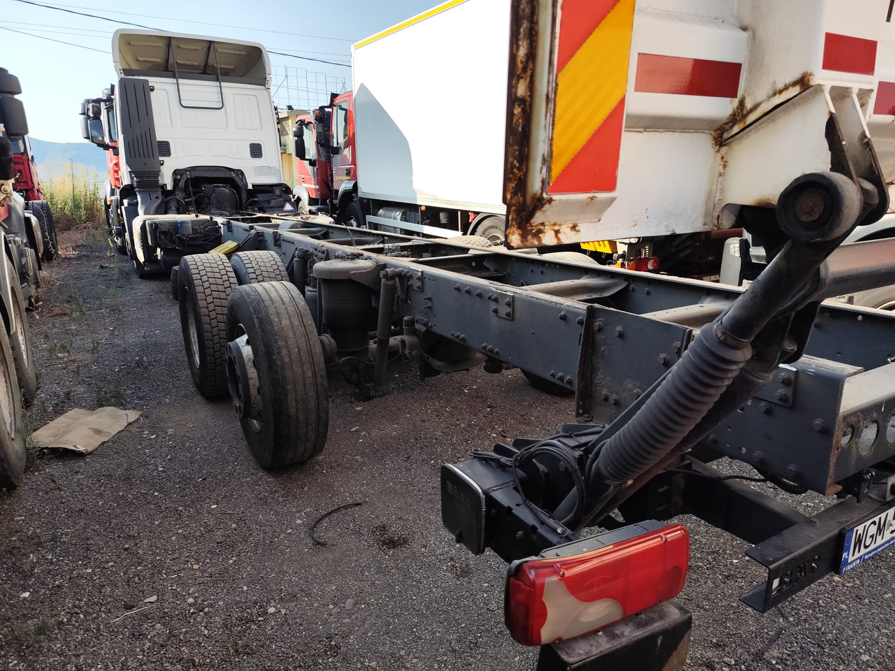 Autocarro furgonato IVECO STRALIS AD 260S31 XP: foto 21