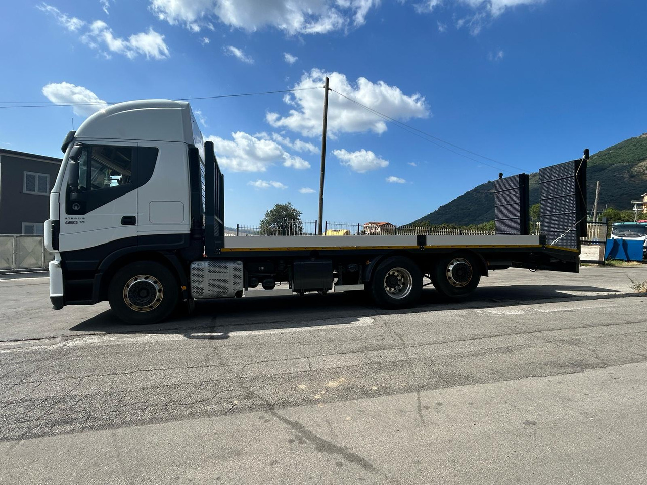 IVECO STRALIS AS 260S46 - Autocarro con pianale/ Cassone fisso: foto 5 IVECO STRALIS AS 260S46 - Autocarro con pianale/ Cassone fisso: foto 5