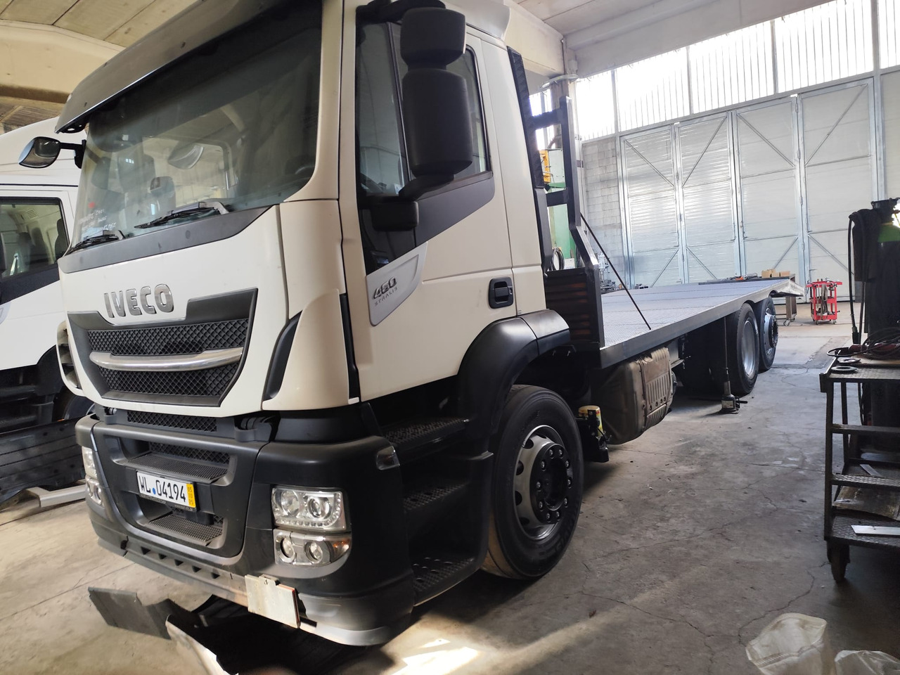IVECO STRALIS AS 260S46 - Autocarro con pianale/ Cassone fisso: foto 4 IVECO STRALIS AS 260S46 - Autocarro con pianale/ Cassone fisso: foto 4