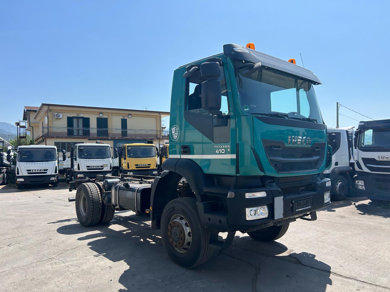 Autocarro telaio IVECO TRAKKER 190T41: foto 9
