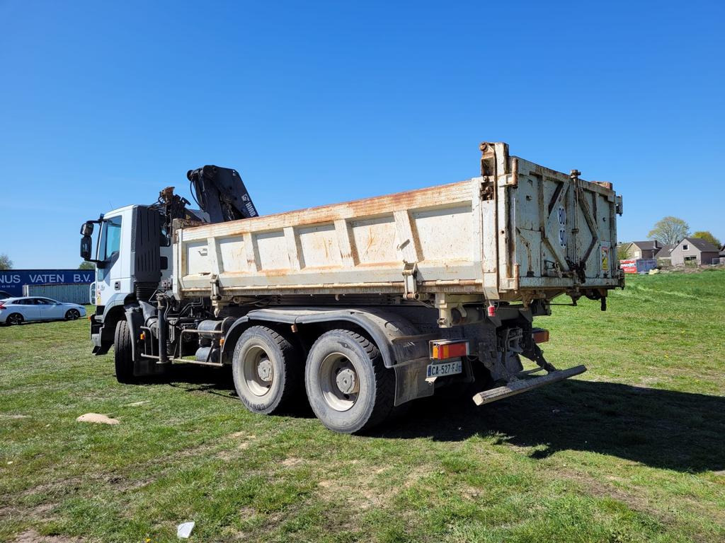 Camion con gru, Autocarro ribaltabile IVECO TRAKKER 260T36: foto 23 Camion con gru, Autocarro ribaltabile IVECO TRAKKER 260T36: foto 23