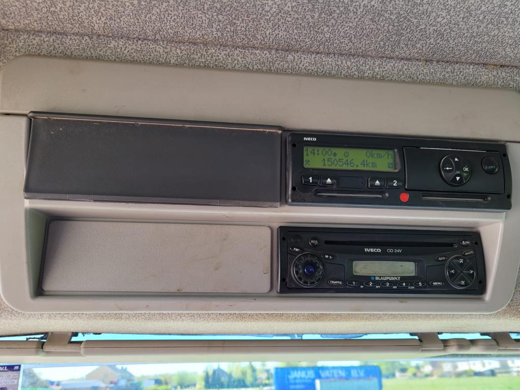 Camion con gru, Autocarro ribaltabile IVECO TRAKKER 260T36: foto 27 Camion con gru, Autocarro ribaltabile IVECO TRAKKER 260T36: foto 27