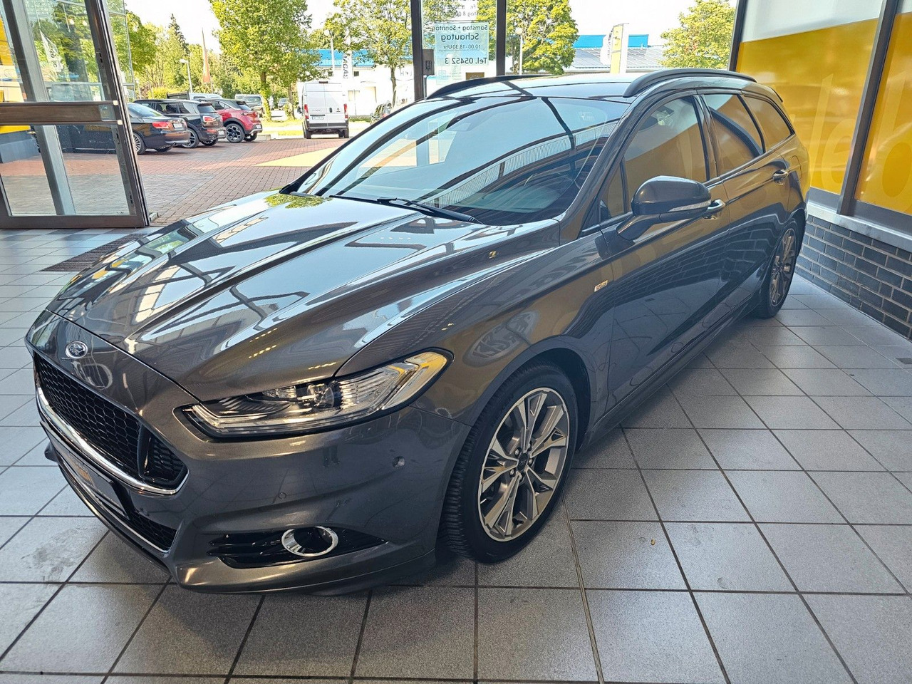Ford Mondeo Turnier ST-Line LED Scheinwerfer - Autovettura: foto 3 Ford Mondeo Turnier ST-Line LED Scheinwerfer - Autovettura: foto 3