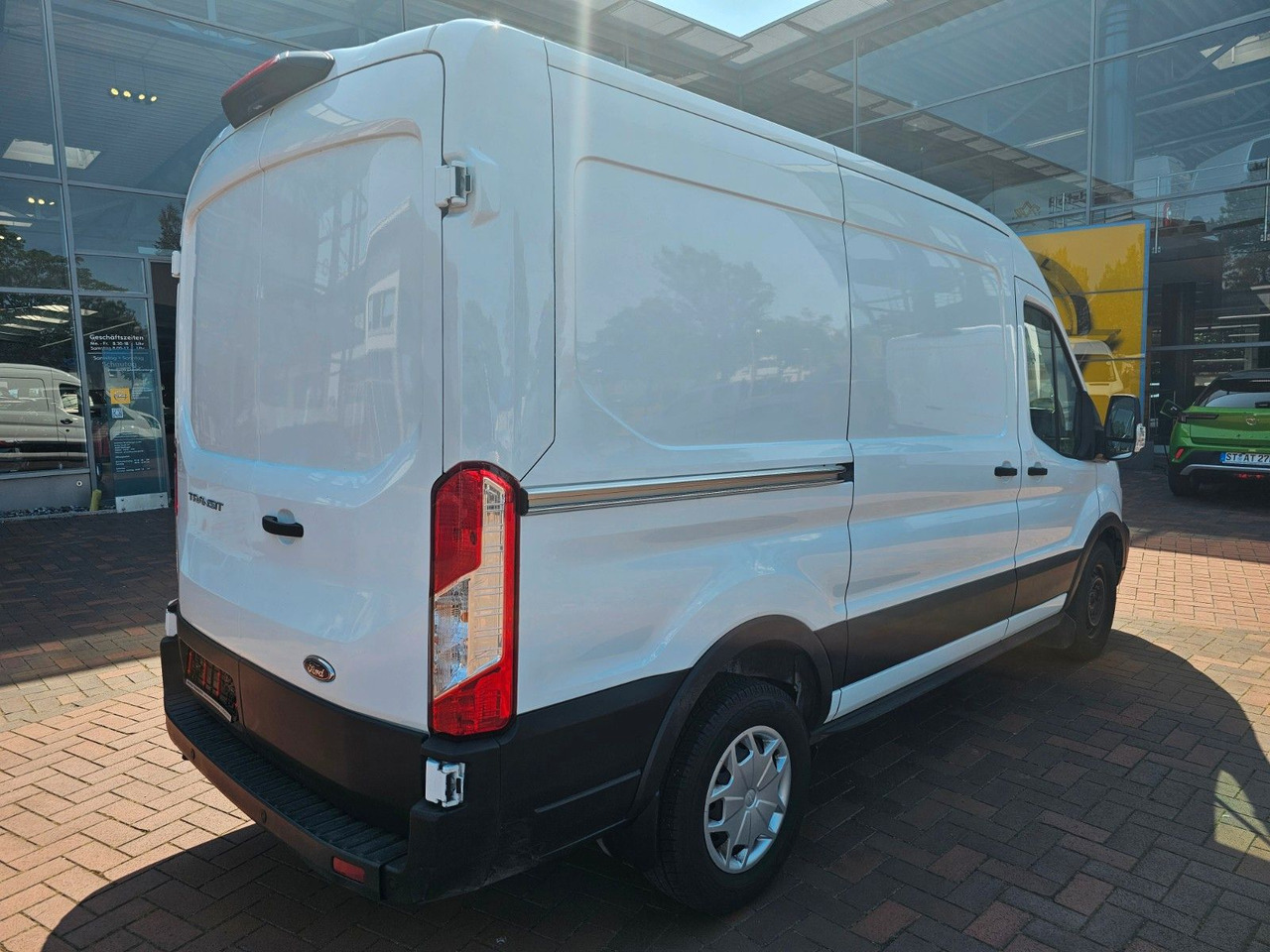 Ford Transit Kasten 350 L2H2 Trend Standheizung - Furgone chiuso: foto 3 Ford Transit Kasten 350 L2H2 Trend Standheizung - Furgone chiuso: foto 3