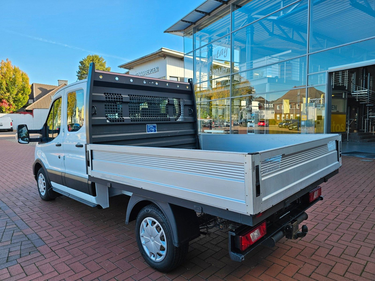 Ford Transit Pritsche 310 DoKa AHK Klima 7 Sitzer - Furgone con cassone fisso, Furgone doppia cabina: foto 3 Ford Transit Pritsche 310 DoKa AHK Klima 7 Sitzer - Furgone con cassone fisso, Furgone doppia cabina: foto 3