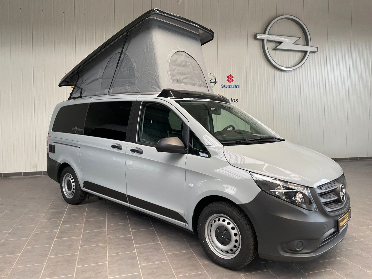 Mercedes-Benz Vito VanTourer Urban "Comfort" Camper Küche AHK - Furgonato: foto 1 Mercedes-Benz Vito VanTourer Urban "Comfort" Camper Küche AHK - Furgonato: foto 1