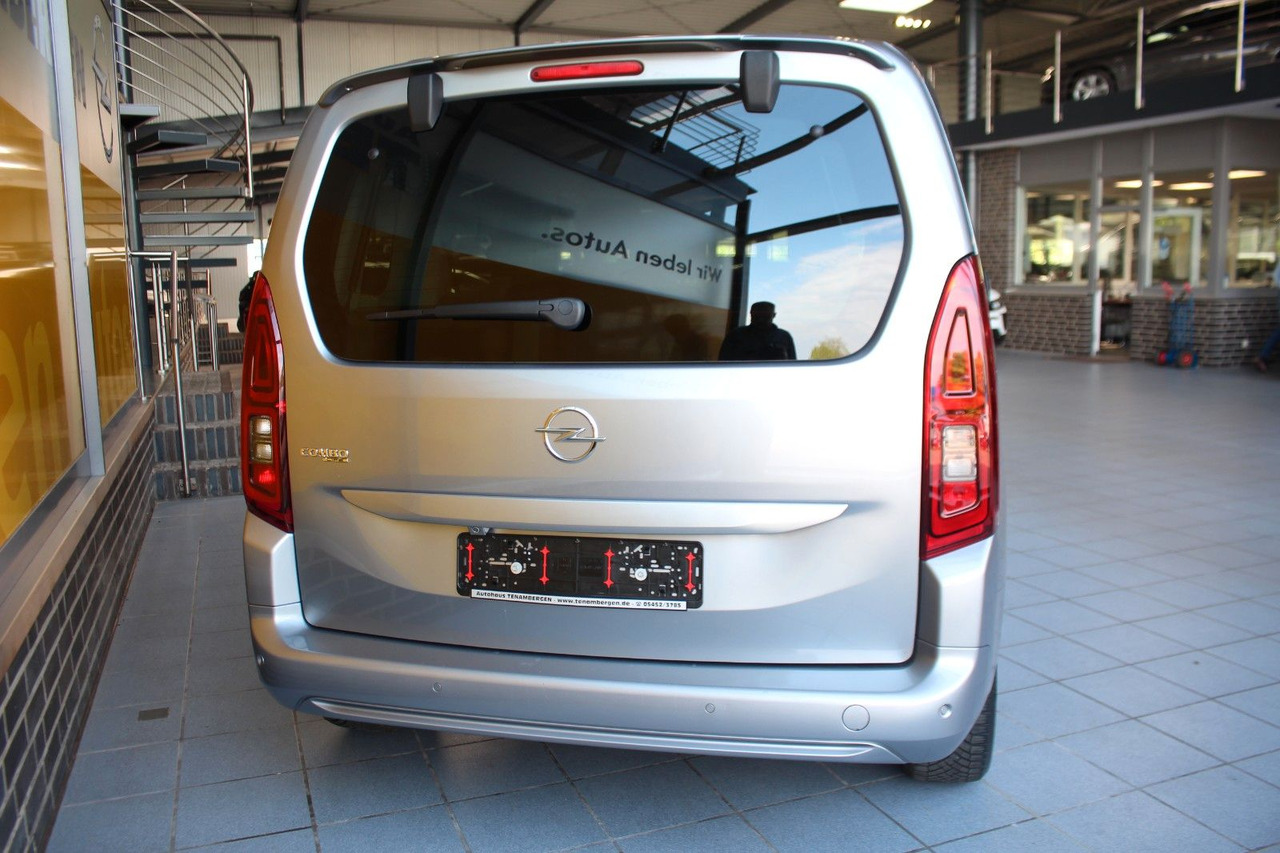 Opel Combo Life E Elegance 180°Kamera Allwetter DAB - Pulmino: foto 4 Opel Combo Life E Elegance 180°Kamera Allwetter DAB - Pulmino: foto 4
