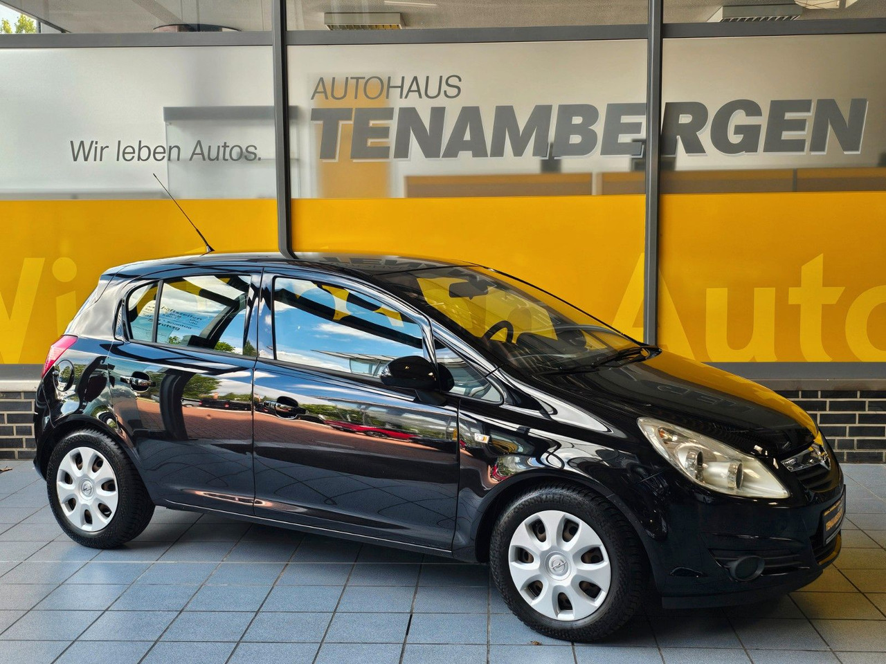 Opel Corsa D - Autovettura: foto 1 Opel Corsa D - Autovettura: foto 1