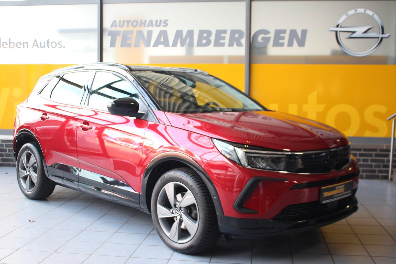Opel Grandland X GS Line Kamera Navi LED PDC Sitzhzg - SUV/ Fuoristrada: foto 1 Opel Grandland X GS Line Kamera Navi LED PDC Sitzhzg - SUV/ Fuoristrada: foto 1