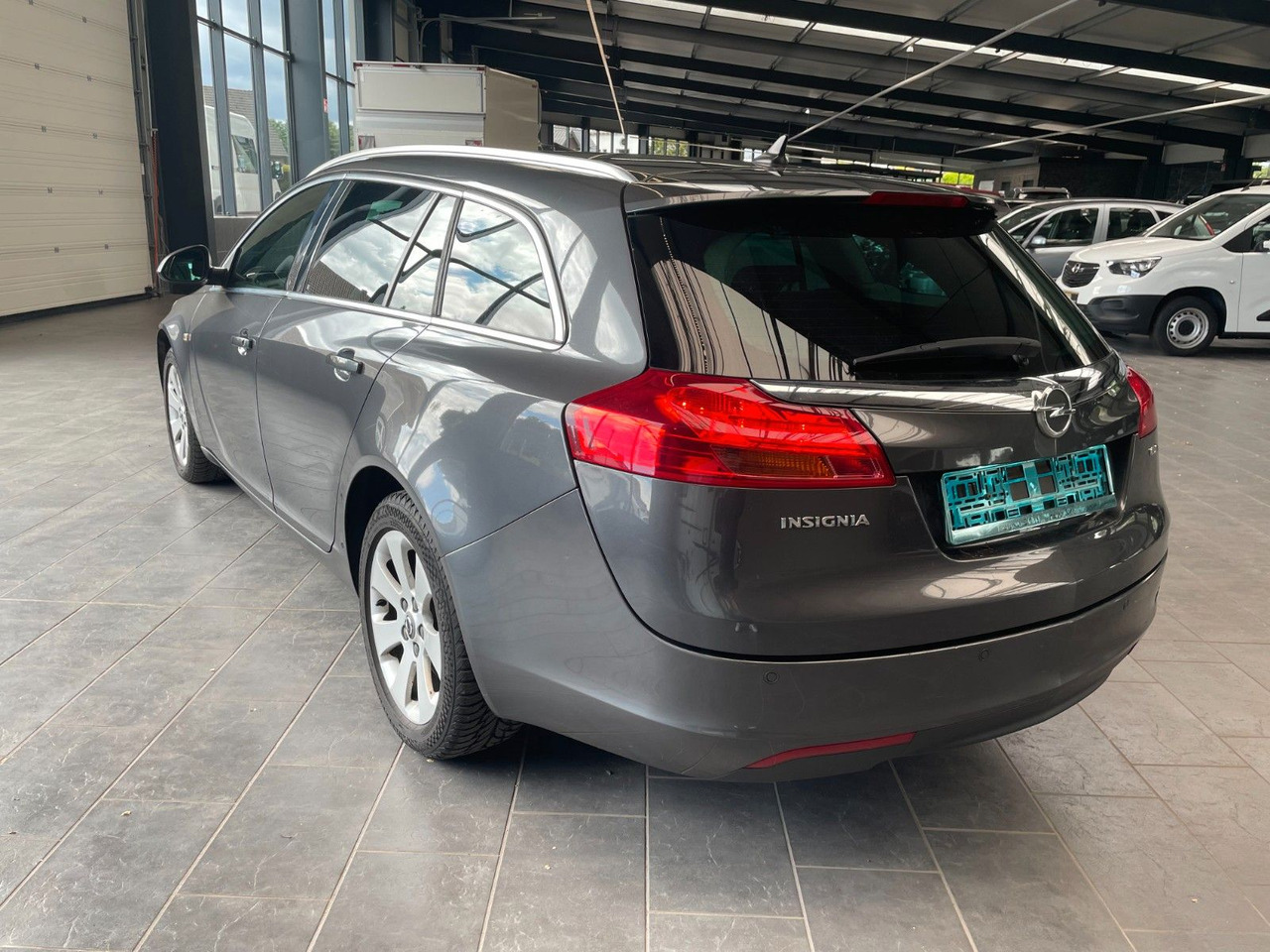 Opel Insignia A Sports Tourer 150 Jahre Opel AHK - Autovettura: foto 4 Opel Insignia A Sports Tourer 150 Jahre Opel AHK - Autovettura: foto 4
