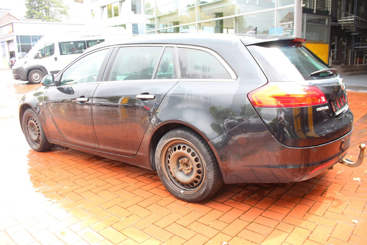 Opel Insignia A Sports Tourer Innovation - Station wagon: foto 4 Opel Insignia A Sports Tourer Innovation - Station wagon: foto 4