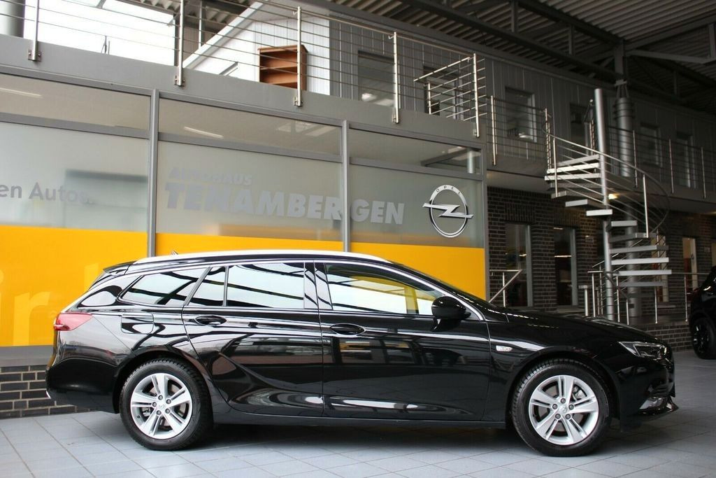 Opel Insignia B Sports Tourer 4x4 INNOVATION - Autovettura: foto 4 Opel Insignia B Sports Tourer 4x4 INNOVATION - Autovettura: foto 4