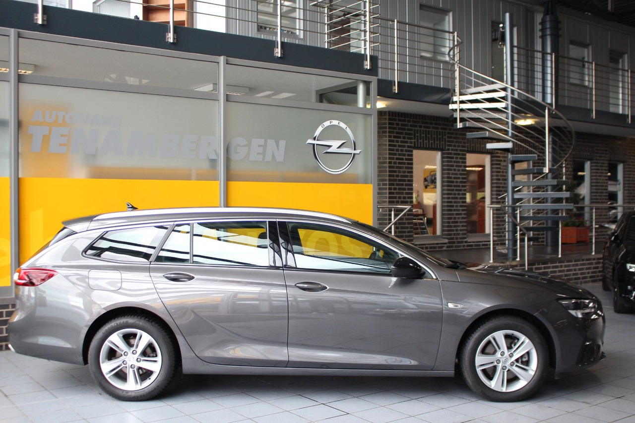Opel Insignia B Sports Tourer Elegance Massage AHK AC - Station wagon: foto 2 Opel Insignia B Sports Tourer Elegance Massage AHK AC - Station wagon: foto 2